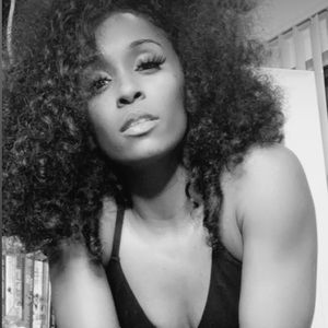 Meet your Posher, Natasha